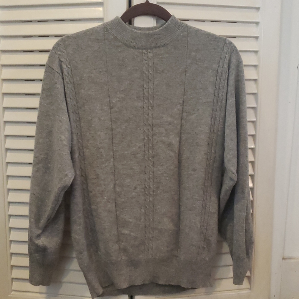 Cashmere sweater